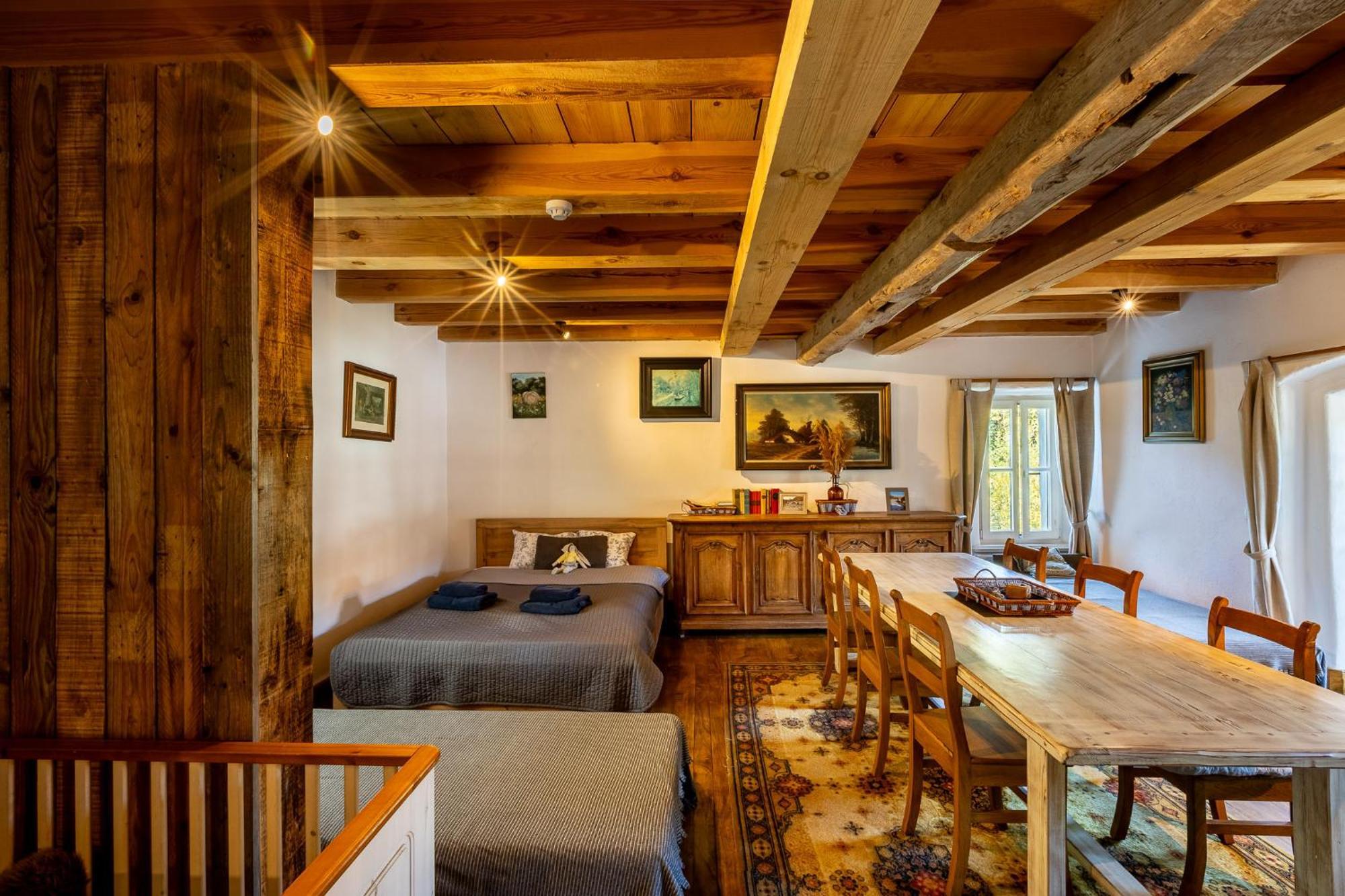 Bed and Breakfast Gosciniec Pod Zajacem Oleśnica Esterno foto