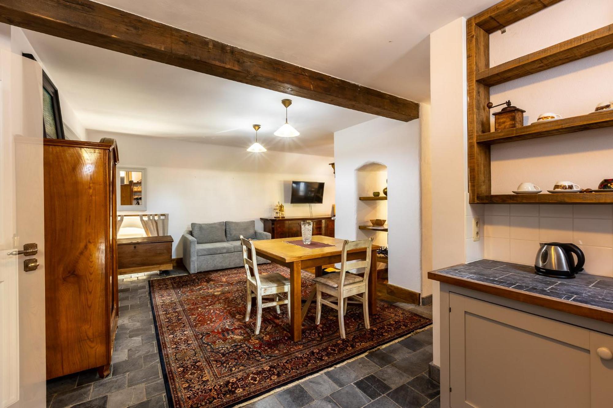 Bed and Breakfast Gosciniec Pod Zajacem Oleśnica Esterno foto