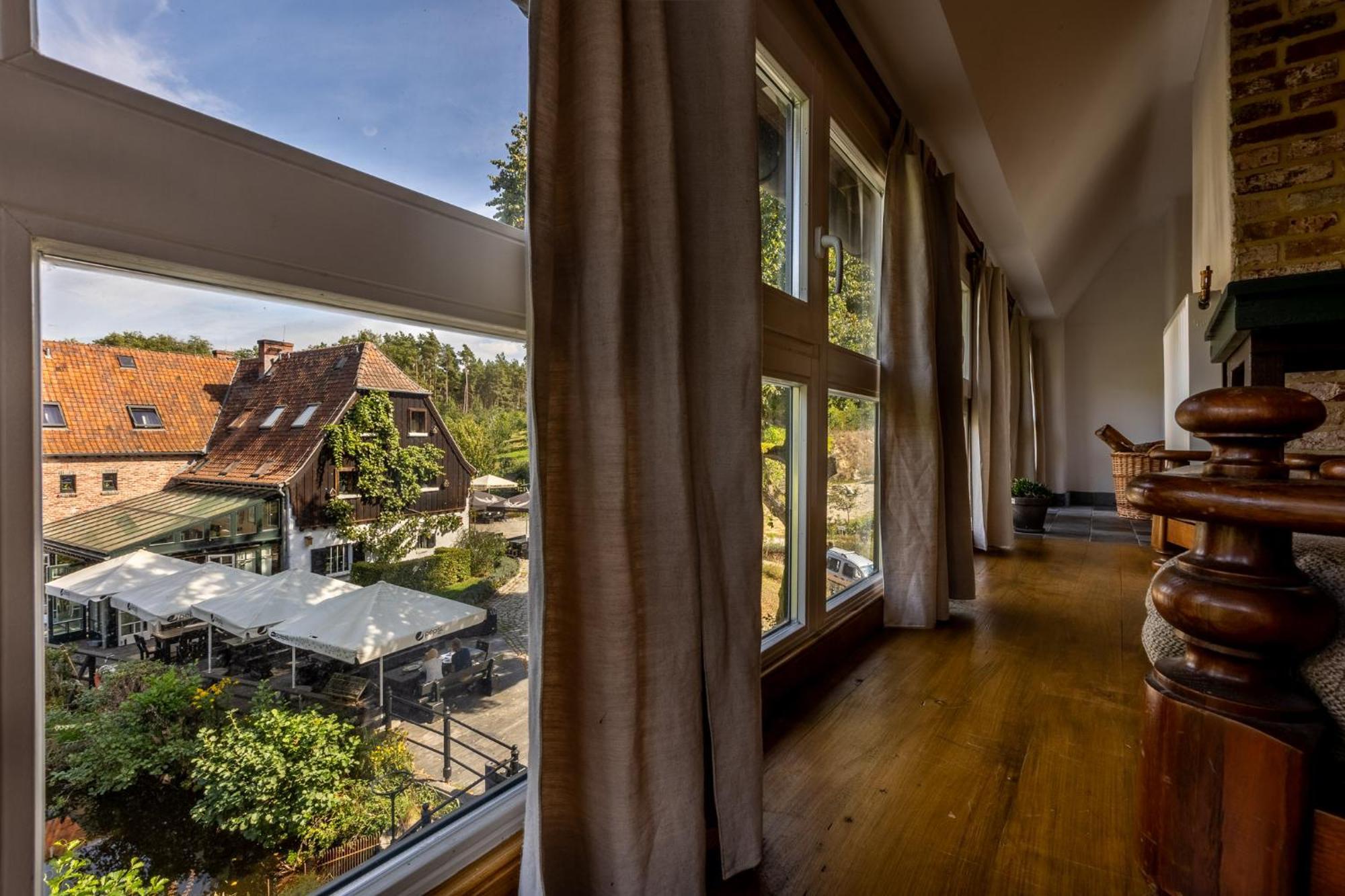 Bed and Breakfast Gosciniec Pod Zajacem Oleśnica Esterno foto