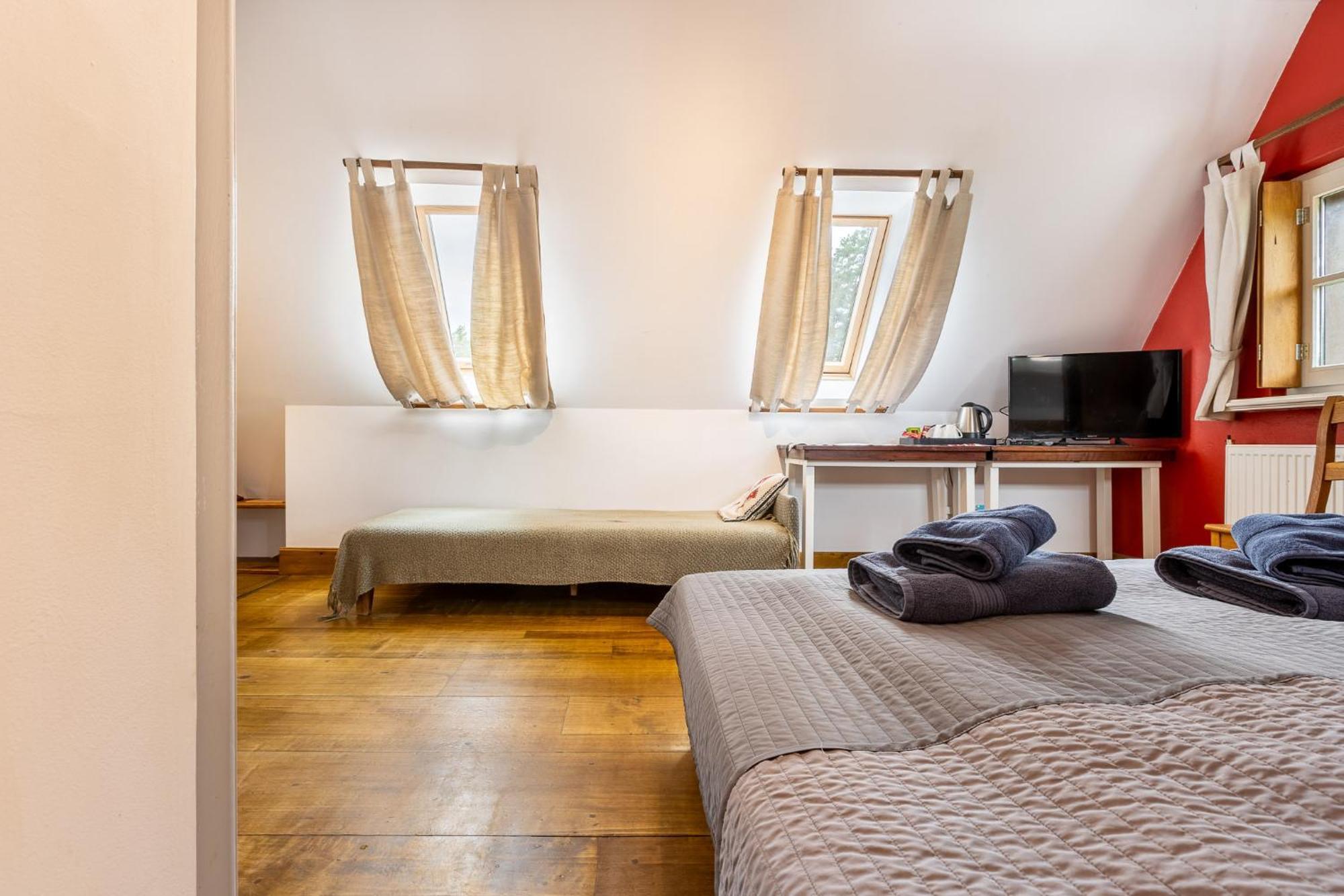 Bed and Breakfast Gosciniec Pod Zajacem Oleśnica Esterno foto